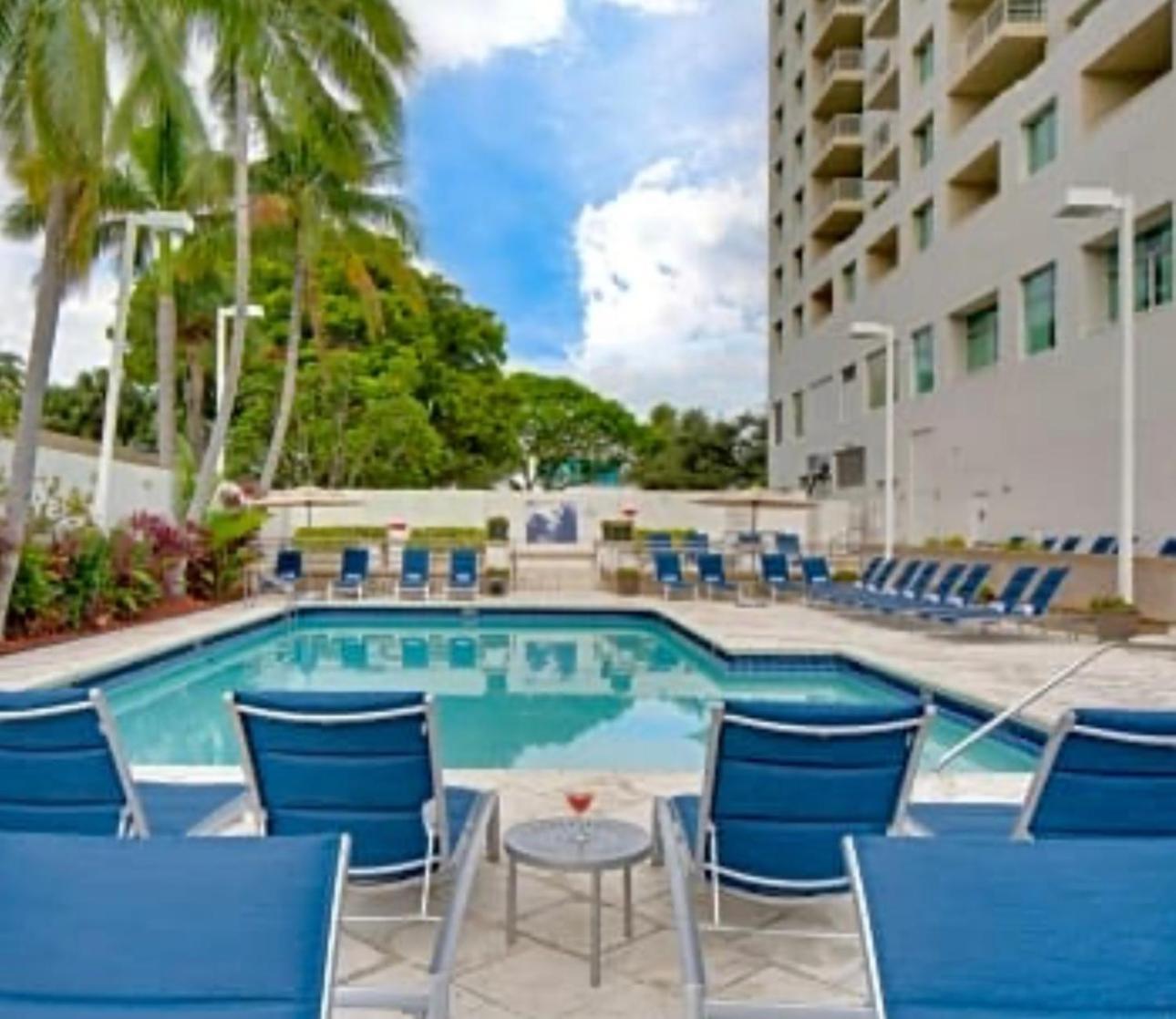 Galleryone Doubletree Hilton Gc Secret Blending Fort Lauderdale Exterior photo
