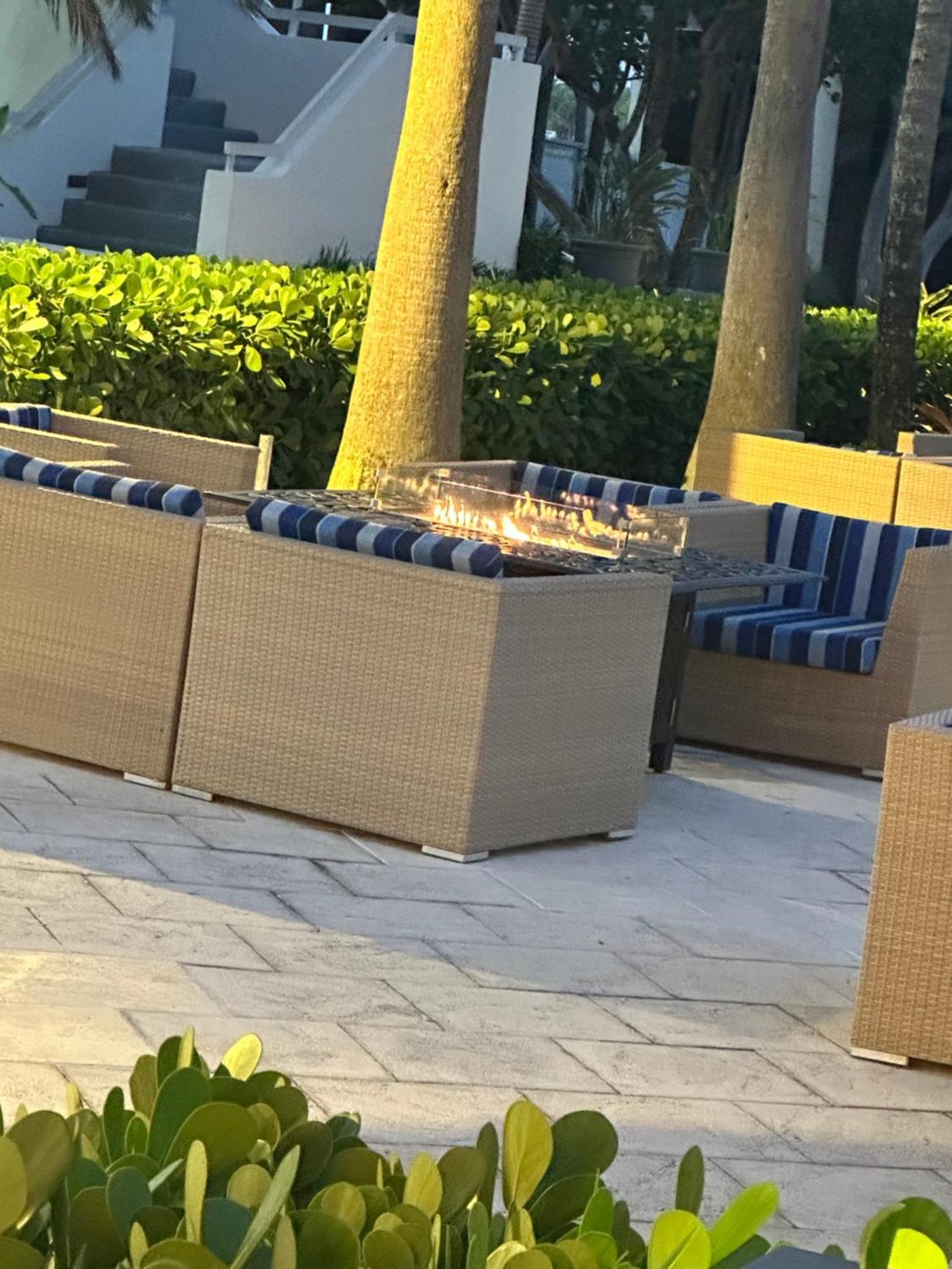 Galleryone Doubletree Hilton Gc Secret Blending Fort Lauderdale Exterior photo