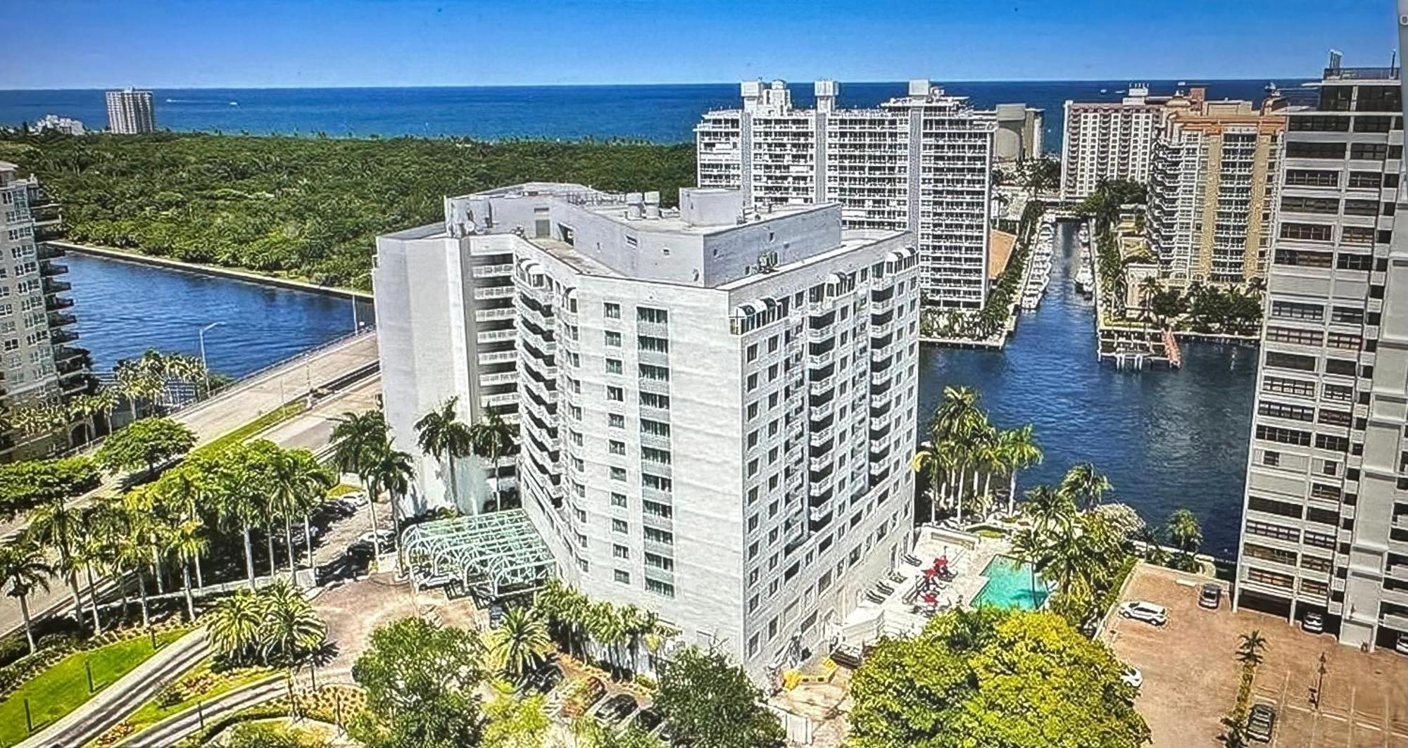 Galleryone Doubletree Hilton Gc Secret Blending Fort Lauderdale Exterior photo